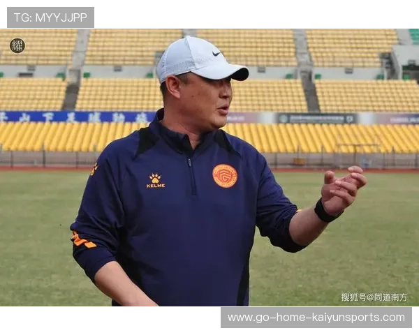 后防球员身体对抗训练成为青年培养重点