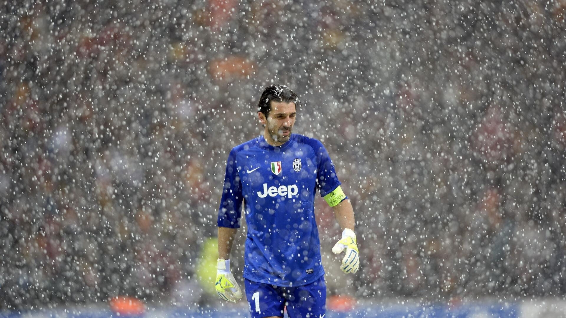 中超“豆腐干德比”河北队主场战平武汉队 双方互有攻守展现中甲风采